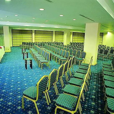 Novum Garden Сиде